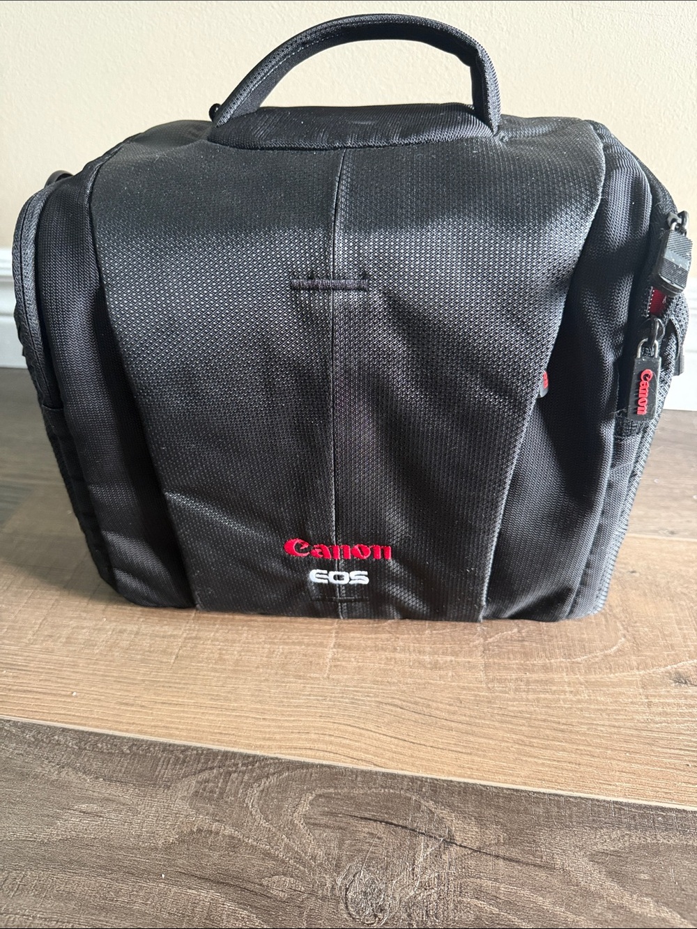 Canon Black Compact Camera Carry Bag